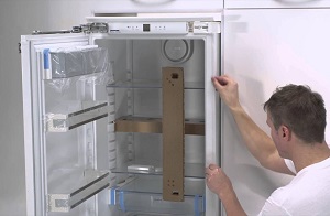 Установка встраиваемого холодильника в Старом Осколе